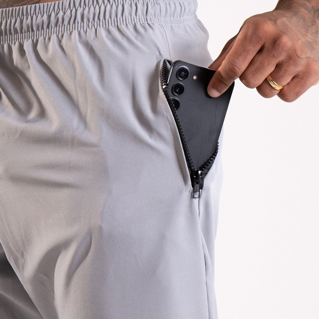 Calça de Tactel Cinza com Bolsos Laterais