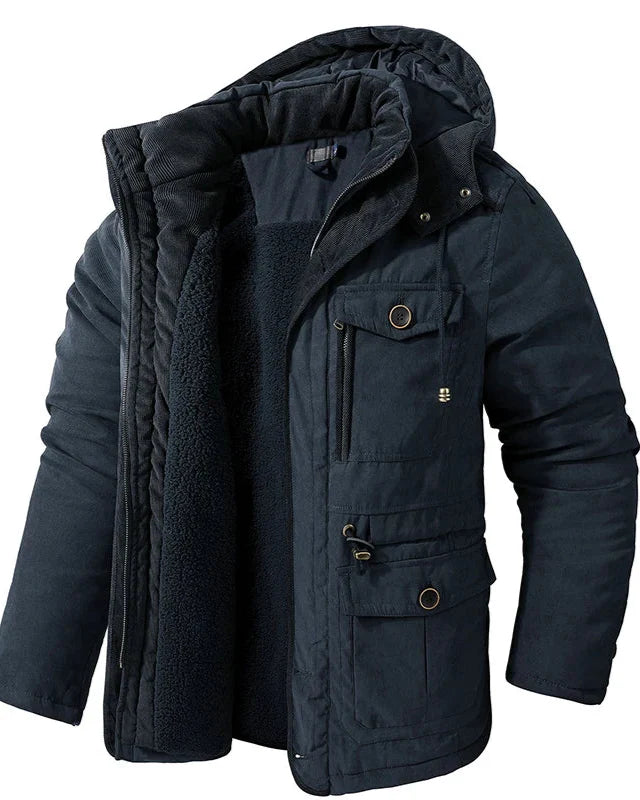 Jaqueta Arctic Shield Speed Run em ambiente externo, ideal para inverno 